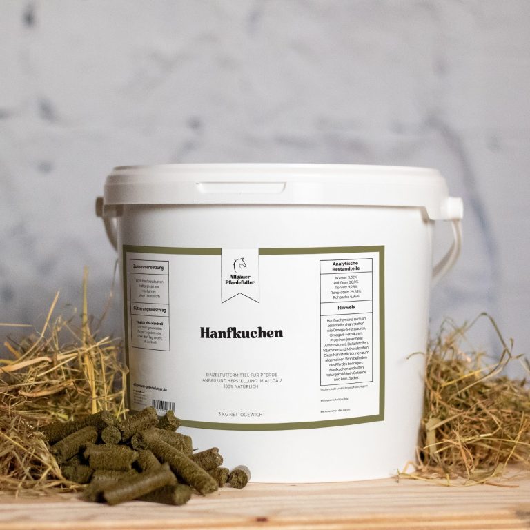 Hanfkuchen sind mehr als nur ein Leckerli. Sie sind das perfekte Einzelfutter für Ihr Pferd, da die Hanfkuchen protein- und ballaststoffreich sind. Unsere Hanfkuchen sind ohne Getreide, ohne Zucker und ohne künstliche Zusatzstoffe.